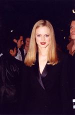 HEATHER GRAHAM at Scream 2 Premiere in Los Angeles 12/10/1997