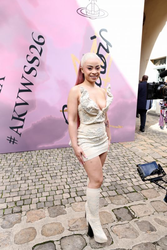 ICE SPICE at Vivienne Westwood Womenswear Spring/Summer 2026 Show at Paris Fashion Week 10/04/2025