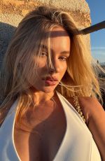 ILONA ARSENTIEVA - Instagram Photos 10/08/2025