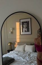 ILONA ARSENTIEVA - Instagram Photos 10/16/2025