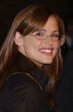 JENNIFER GARNER at Alias 3rd Season DVD Launch Party 08/31/2004
