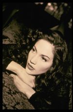 JENNIFER LOPEZ at a Photoshoot 1995