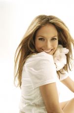 JENNIFER LOPEZ for Elle Japan 2005