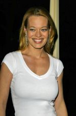JERI RYAN at Twisted Premiere at Paramount Studios in Hollywood 02/23/2004