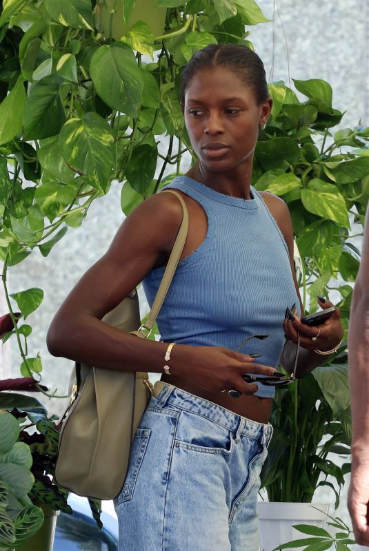 JODIE TURNER-SMITH Out Shopping at Farmers Market in Los Angeles 10/12/2025