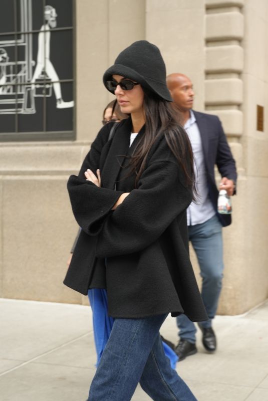 KENDALL JENNER and HAILEY BIEBER Out for Lunch in Greenwich Village in New York City 10/29/2025