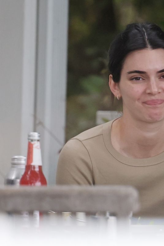 KENDALL JENNER at Field + Fort Cafe in Summerland 09/25/2025