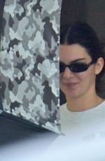 KENDALL JENNER Leaves a Medical Building in Beverly Hills 10/08/2025
