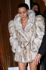 KIM KARDASHIAN Arrives at Leonardo DiCaprio