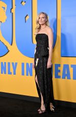 KIRSTEN DUNST at Roofman Premiere at Paramount Theatre in Los Angeles 09/29/2025
