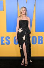 KIRSTEN DUNST at Roofman Premiere at Paramount Theatre in Los Angeles 09/29/2025