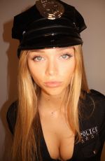 KYLA DODDS - Instagram Photos and Video 10/08/2025