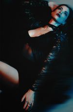 LEEANNA VAMP - Instagram Photos and Video 10/13/2025