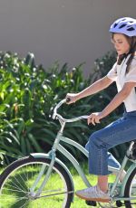 LILI REINHART on the Set of The Love Hypothesis in Pasadena 10/05/2025