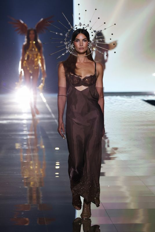 LILY ALDRIDGE at Victoria