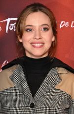 LOU DE LAAGE at Le Tourbillon de la Vie Premiere at Pathe Wepler in Paris 12/08/2002