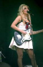 LUVCAT Performs at Rock En Seine in Paris 08/20/2025
