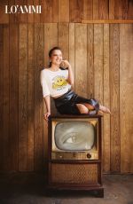 MADELEINE MCGRAW for Lo