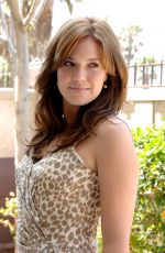 MANDY MOORE at License To Wed Press Conference Portraits 06/17/2007