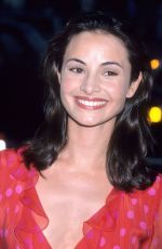 MIA MAESTRO at The Others Premiere in Los Angeles 08/07/2001