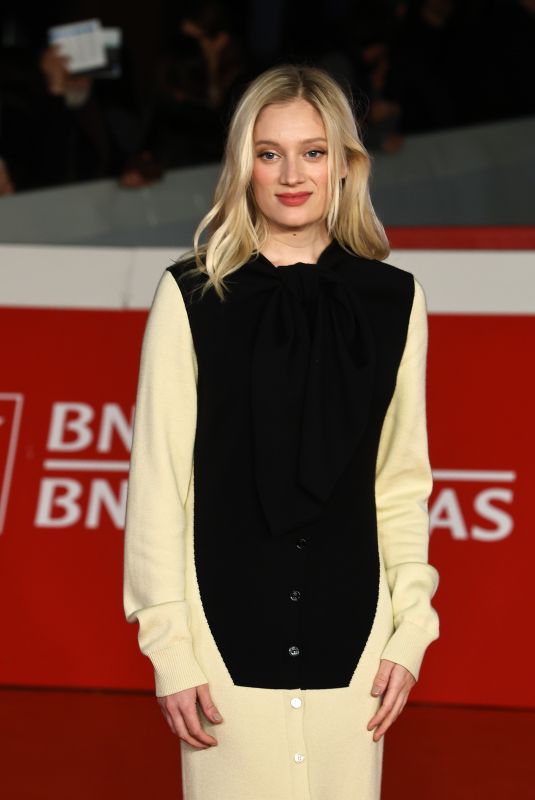 NADIA TERESZKIEWICZ at Deux Pianos Premiere at 20th Rome Film Festival 10/24/2025