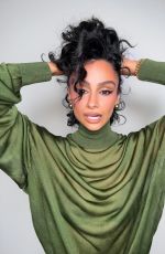 NAZANIN MANDI - Instagram Photos 10/20/2025