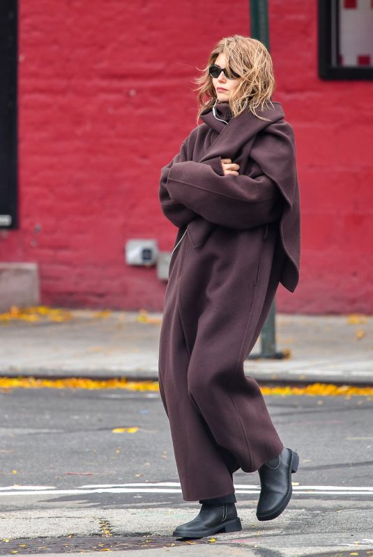 OLIVIA JADE Bundled up While Out and About in New York City 10/28/2025