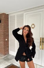 PAULA POLONIO - Instagram Photos 10/14/2025