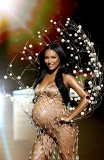 Pregnant JASMINE TOOKES at Victoria