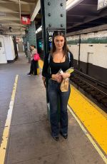 RACHEL PIZZOLATO - Instagram Photos 10/07/2025