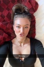 RACHEL PIZZOLATO - Instagram Photos and Video 10/10/2025