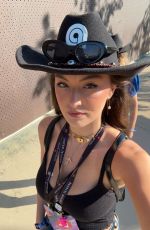 RACHEL PIZZOLATO - Instagram Photos and Video 10/10/2025