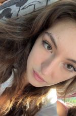 RACHEL PIZZOLATO - Instagram Photos and Video 10/24/2025