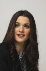 RACHEL WEISZ - The Lovely Bones Press Conference Portraits 12/08/2009
