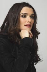 RACHEL WEISZ - The Lovely Bones Press Conference Portraits 12/08/2009