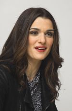 RACHEL WEISZ - The Lovely Bones Press Conference Portraits 12/08/2009