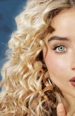 SABRINA CARPENTER at Saturday Night Live 10/18/2025