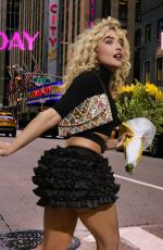 SABRINA CARPENTER - Saturday Night Live Promos, October 2025