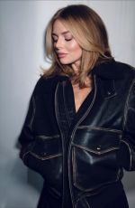 SAMARA WEAVING at a Photoshoot, October 2025