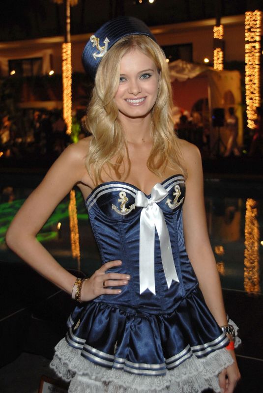 SARA PAXTON at a Halloween Party at Roosevelt Hotel in Hollywood 10/31/2008