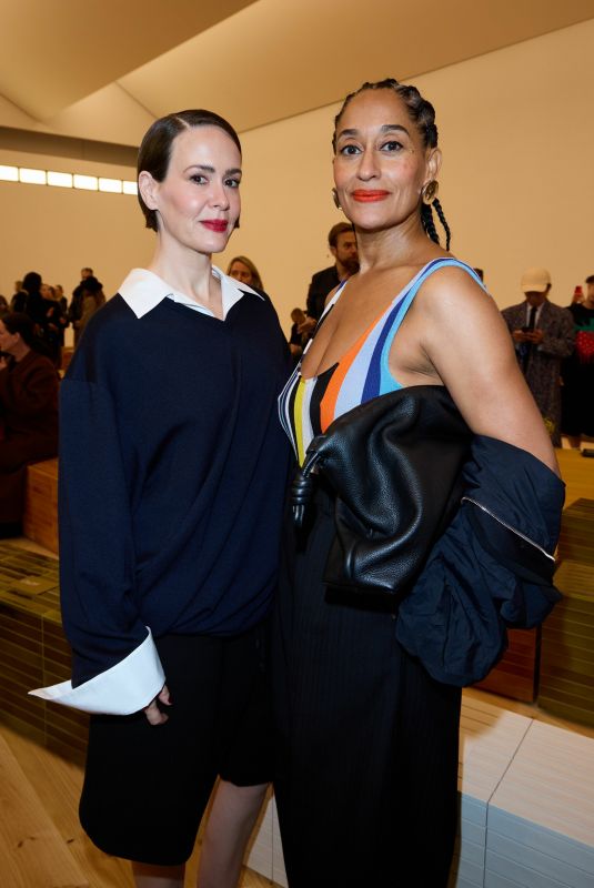 SARAH PAULSON and TRACEE ELLIS ROSS at Loewe Womenswear Spring/Summer 2026 Show at Paris Fashion Week 10/03/2025