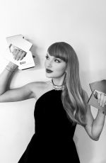 TAYLOR SWIFT for Official Charts UK, October 2025