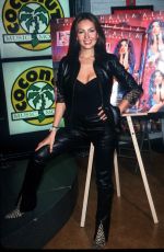 THALIA at CD Signing Promoting Arrasando Album 05/04/2000