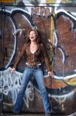 THALIA for No Me Ensenaste 2002
