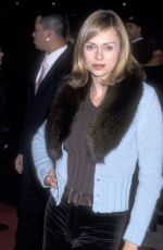 VANESSA ANGEL at Scream 2 Premiere in Los Angeles 12/10/1997