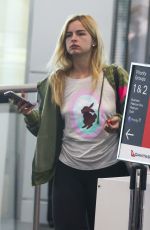 ADDISON RAE Arrives at Sydney Airport in Sydney 11/15/2025