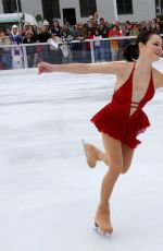 ALEXANDRA PAULINE SASHA COHEN Ice at Santa Monica Holiday Event 12/06/2007
