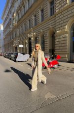 ALICA SCHMIDT - Instagram Photos 11/10/2025