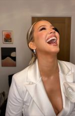 ANNA CAMP - Instagram Photos 11/24/2025