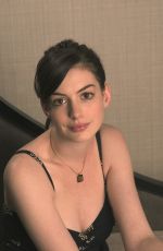 ANNE HATHAWAY - The Devil Wears Prada Promos at Mandarin Oriental Hotel in New York 06/19/2006